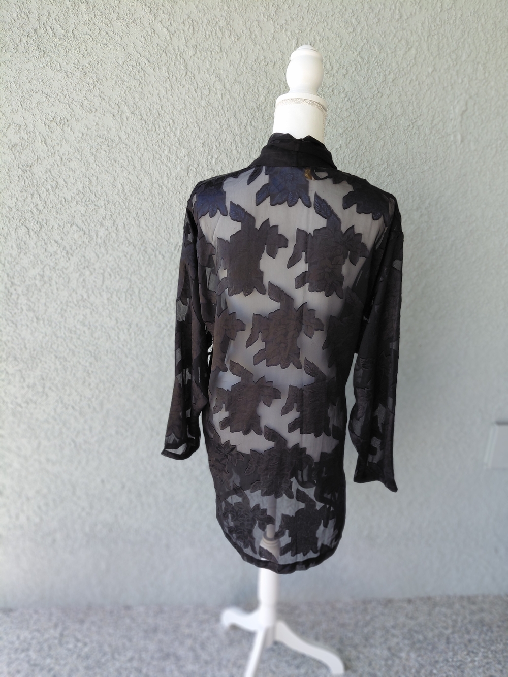 Victoria’s Secret Y2K Sheer Black Floral Kimono Robe Medium Lingerie Cover Up - Picture 3 of 10